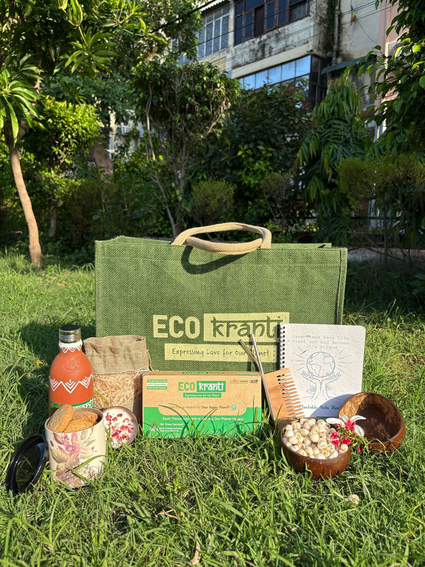 The Evergreen Bond Hamper (Buy For Sister)